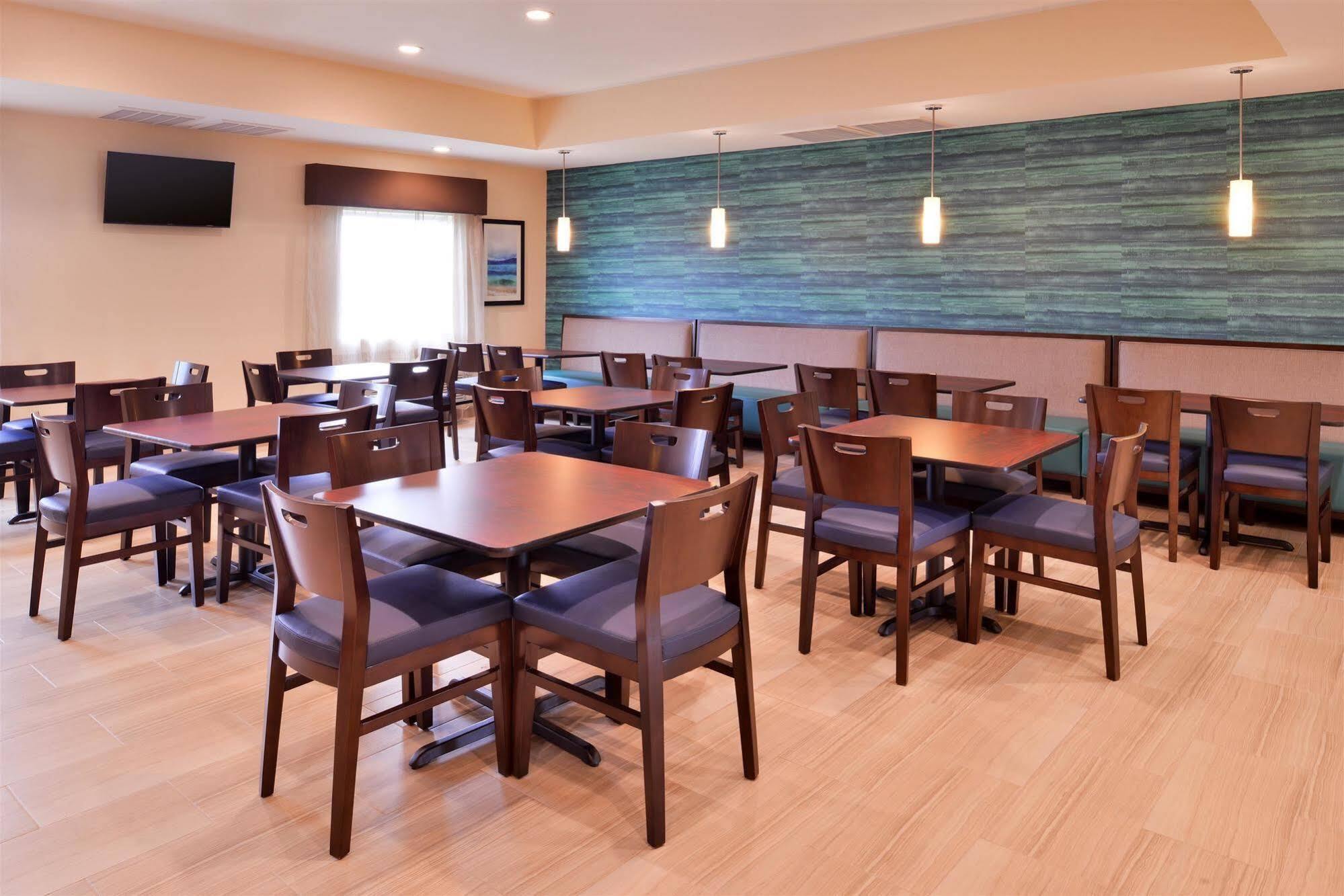 Holiday Inn Galveston Island By Ihg Bagian luar foto