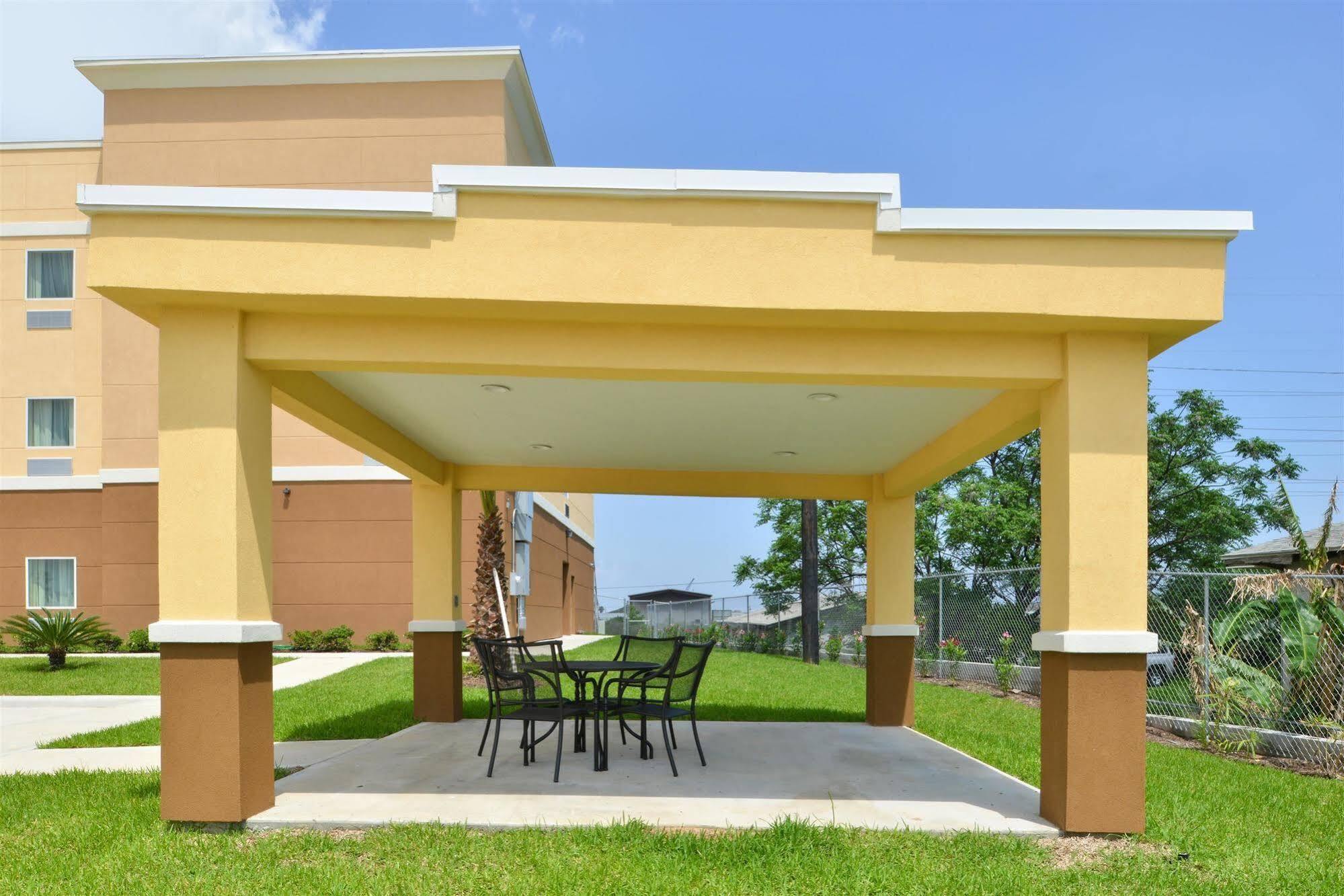 Holiday Inn Galveston Island By Ihg Bagian luar foto